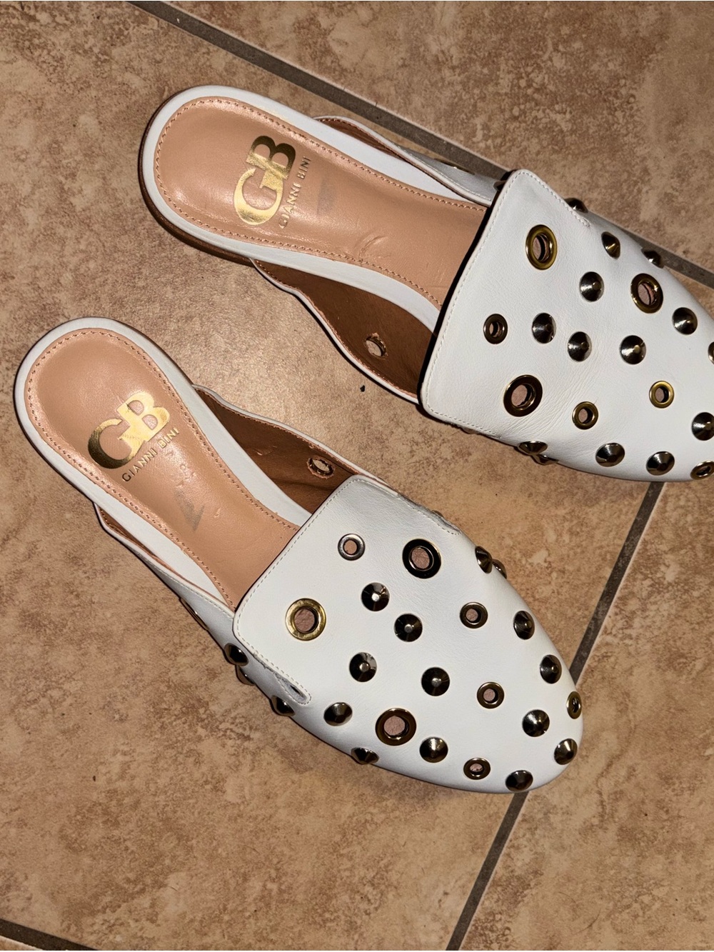 Gianni Bini White Leather Grommet Slide Mules